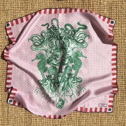 NEPTUNE Silkefirkant 65cm Pink
