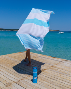 HANDDOEK TO GO BALI Katoenen strandlaken 180x100 cm | Sneldrogend | Turkoois / Grijs | met geschenkdoos