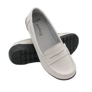 Leren mocassins met zwarte zool
