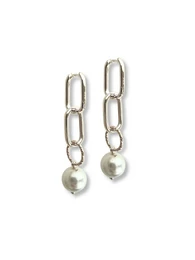 Silver earrings with pearl drop, elegant and sophisticated design.