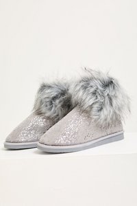 Giselle Slippers in Grey