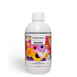  Laundry perfume in a 500ml bottle. Floral scent with notes of citrus and florals.