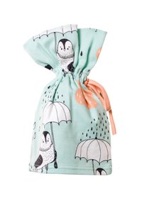 Baggy Hat, Regenvögel Allover Print auf Grün