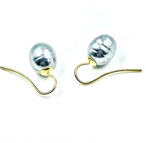 Pearl earrings