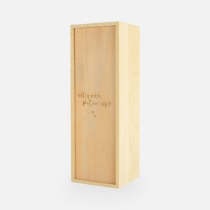 Wooden wine box with sliding lid - 'Will you be my godfather?'
