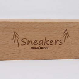 Sneaker brush with vegetable fiber