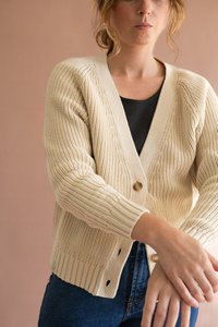 Golah short cardigan natural white