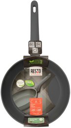 A round, black cast iron frying pan with a metal handle. The pan is suitable for all heat sources and is PFAS-free.