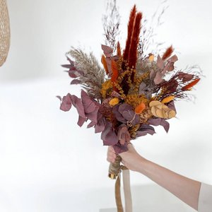 Indian Summer: Roestkleurig bruidsboeket van droogbloemen