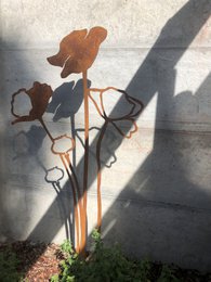 Poppy open up - Objeto de acero corten