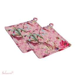  A set of 2 pink potholders with a floral pattern featuring pink flowers and green leaves on a light pink background.