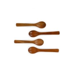 Wooden tea spoons, 12 cm long, made of Khaya wood.