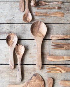Olive wood serving spoon 26cm