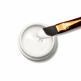 A 5 ml bottle of Doriana Cosmetics MAGICALLY Colourgel no wipe in the color white. The product is part of the Manicure Sets category.