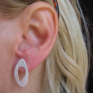 E 847 zilveren oorknopjes