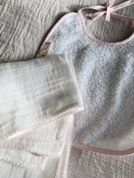 Muslin with crochet piping - Pink Piping