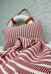  Red and white striped hand towel with leather handles, 60 x 40 cm in size, available with or without filling.