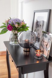 Lantern Jack (H 21 cm, Ø 19.5 cm), dark crystal glass with platinum base
