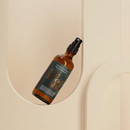 Organic stone pine toilet perfume, 100ml, room spray with earthy, woody scent.