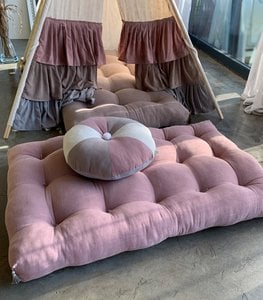 Handgesteppte Spielmatratze Rose