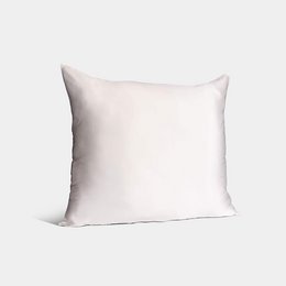 Ivory silk pillowcase, soft and luxurious material, rectangular shape, suitable for bedroom decor.