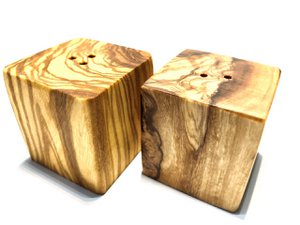 Set van 2 peper- en zoutvaatjes CUBE van olijfhout