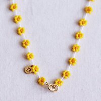 Daisy bloem ketting - geel/oranje