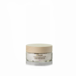 Smooth, moisturizing body lotion in a 200 ml jar with a beige lid.