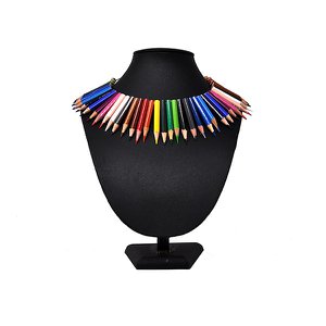 Bleistift-Halsband mit 40 Bleistiften