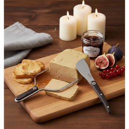  A set of two foie gras tools with resinated wood handles, suitable for carving and serving foie gras. The tools feature a stainless steel construction and a classic Laguiole design.