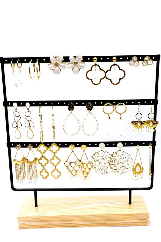 Lots of jewelry with display