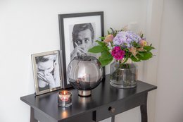 Lantern Jack (H 21 cm, Ø 19.5 cm), dark crystal glass with platinum base