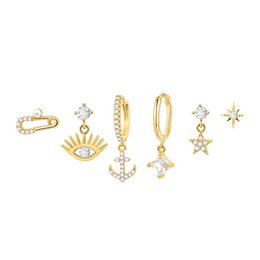  Heart-shaped zirconia labret helix piercing in silver or gold with or without box.