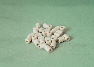 EM® Massengraue Keramikperlen