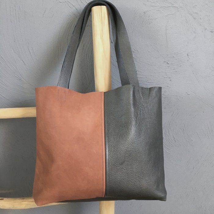 Double fun - leather bag