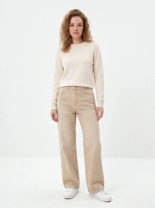 Loungewear-Hosen – mit Wärmeisolierung für eine urbane Ästhetik