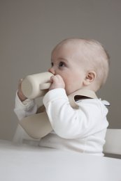 Sippy Cup in silicone - Beige ostrica