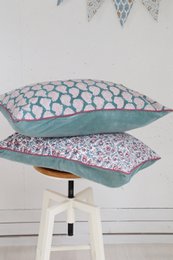 NEU - Kissen Shanti blau 40 x 60 cm