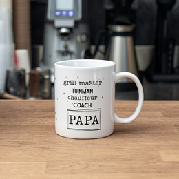  Boho-style mug with affirmation text "never stop dreaming" and floral print design. Ceramic material, suitable for hot beverages.