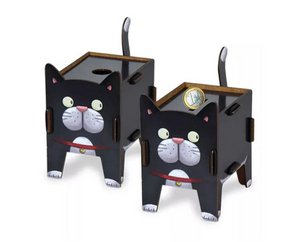 Money box four-legged friend - cat made of wood