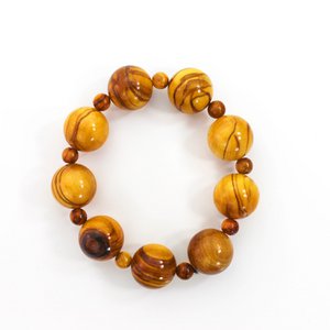 Armband gemaakt van hout, ronde kralen