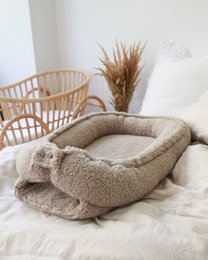 ALL TEDDY babynest / boucle babynest - 2 farver