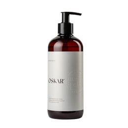 A 480ml bottle of OSKAR® shower soap, a high-quality shower gel product. The bottle has a minimalist, modern design with a black pump dispenser.