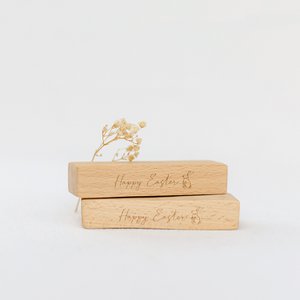 “Happy Easter” card holder set in a linen bag