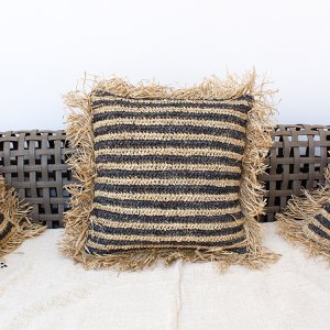 Sunda - raffia kussensloop met zwarte streep - 40cm