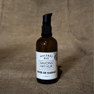 Oily macerate with ORGANIC Damascus Rose