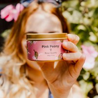 Zitatkerze in Golddose – Nur gute Schwingungen