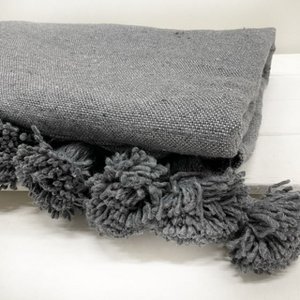 Pompom Deken Donkergrijs