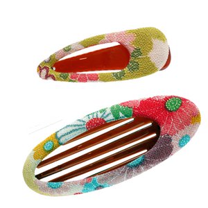 Oval hair clip made of kimono fabric