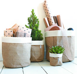 Jute bags with linen edge, available in 5 sizes, suitable for storage and organization.